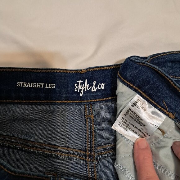 Style & Co - Picture 2 of 4